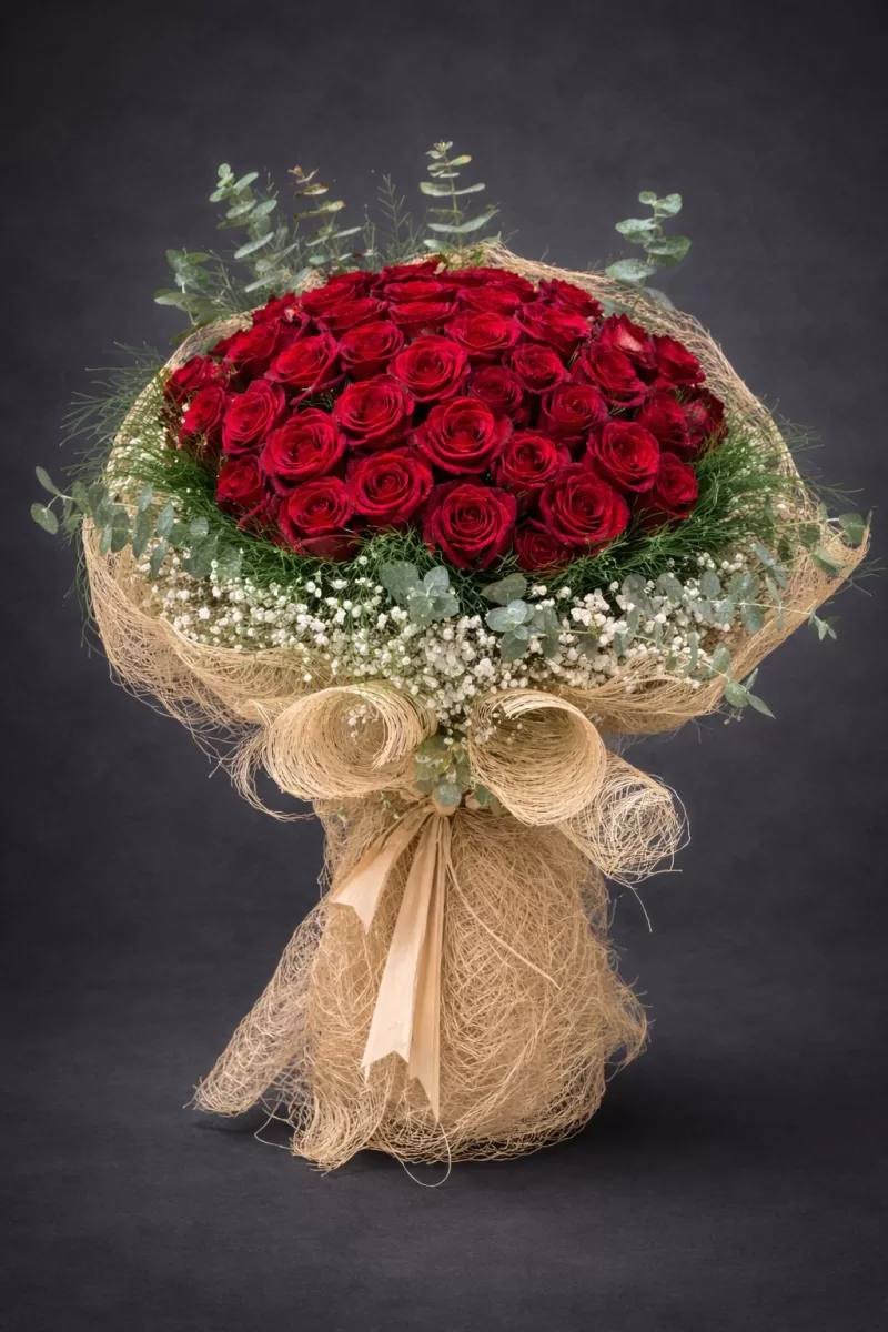 İhtişamlı Tutku – Özel Tasarım Kırmızı Gül Buketi