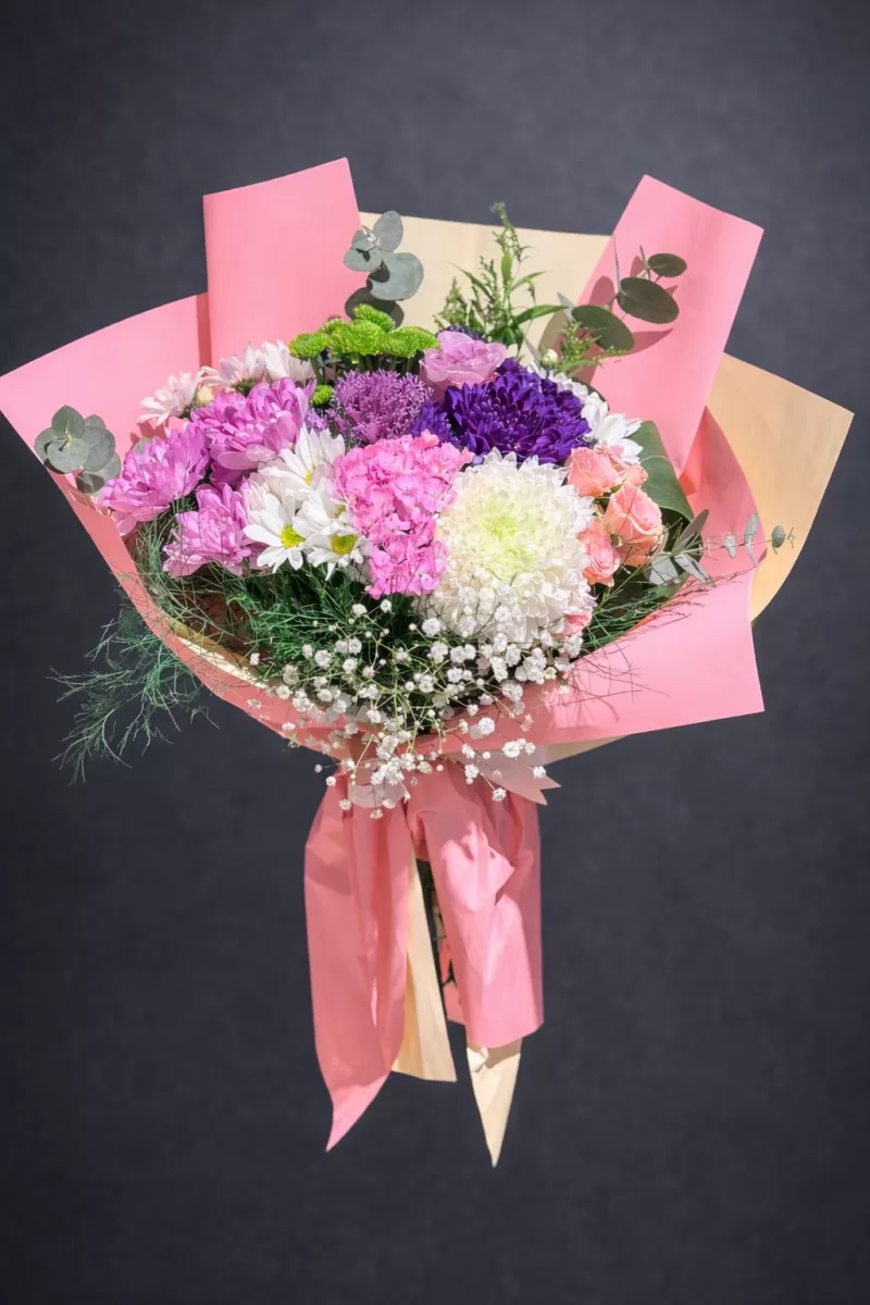 Pembe & Mor Tonlarda Karışık İthal Çiçek Buketi – Sevgililer Günü Özel