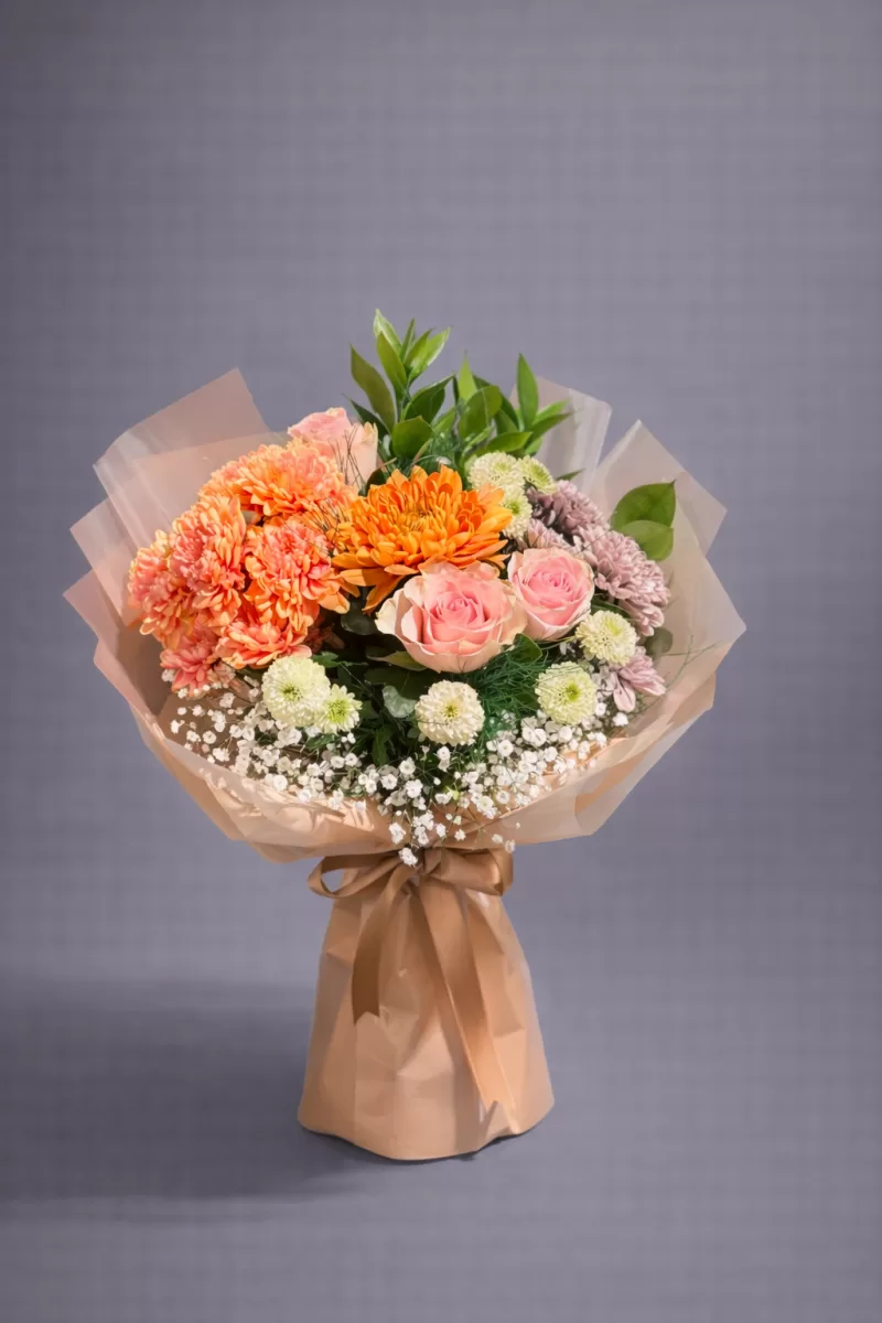 Pembe Gül ve Krizantem Çiçek Buketi